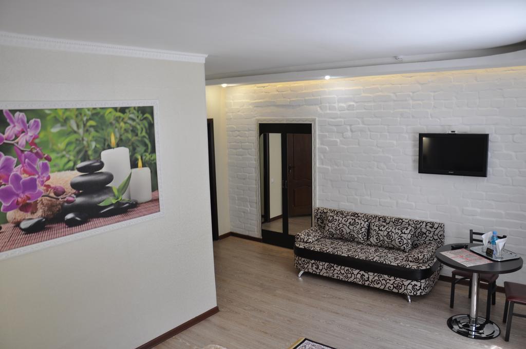 Astina Hotel Αστάνα Εξωτερικό φωτογραφία